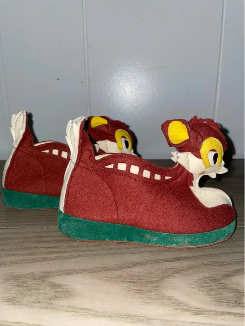 Vintage Bambi shoes toddler size 5